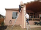 f.Now the gutters are being installed  (101) (683x512, 106.5 kilobytes)